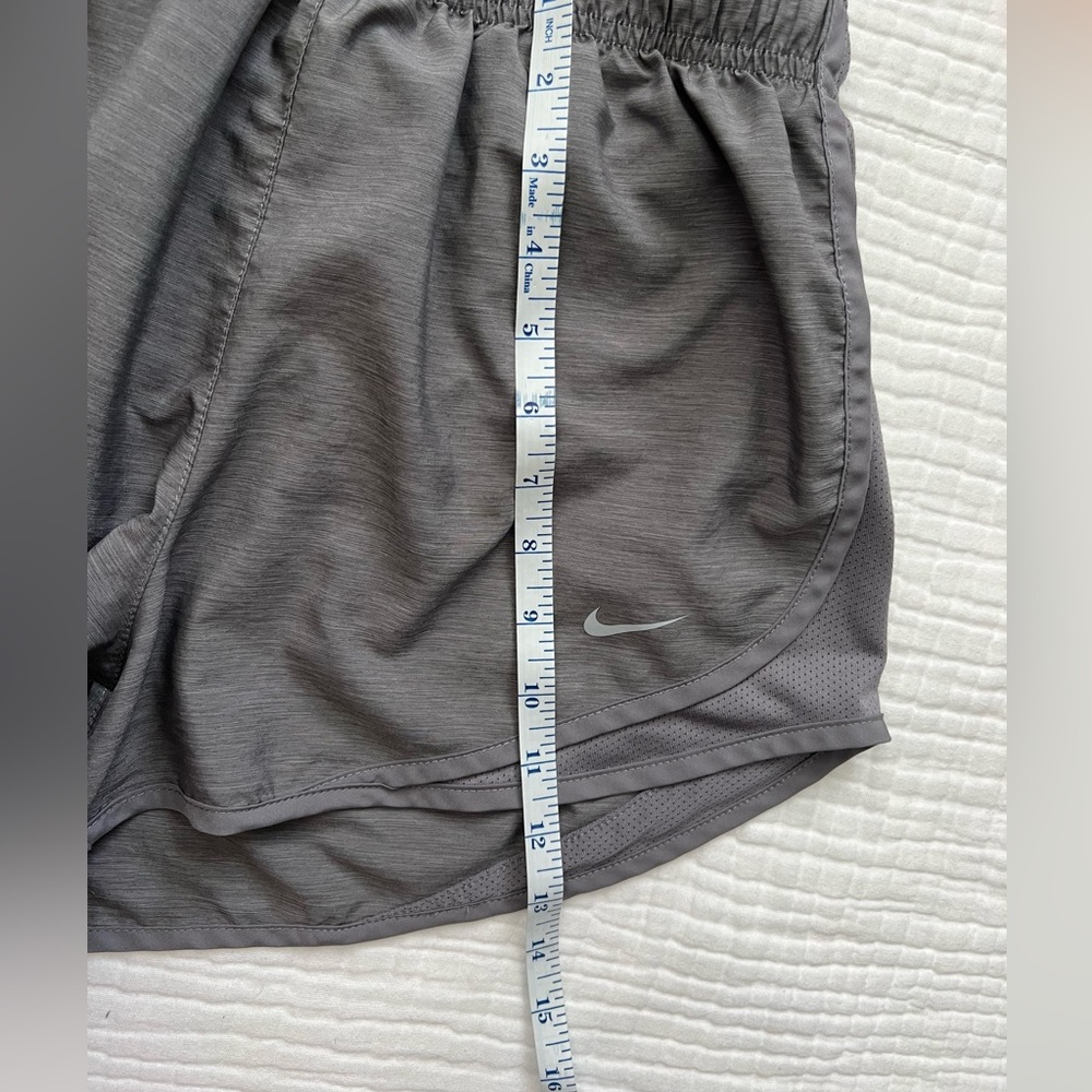Nike Tempo Dri-Fit brief lined women's running shorts -Gray -Size Medium - Picture 8 of 11